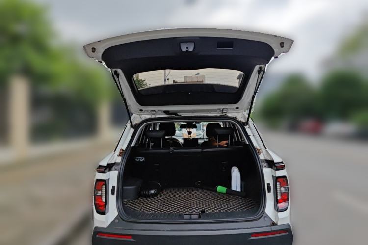 Used Baojun RS-3 2020 1.5L CVT Smart Elite Edition Trunk