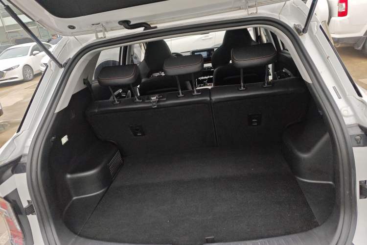 Used Baojun RS-3 2020 1.5L CVT 24-Hour Online Luxury Edition Trunk