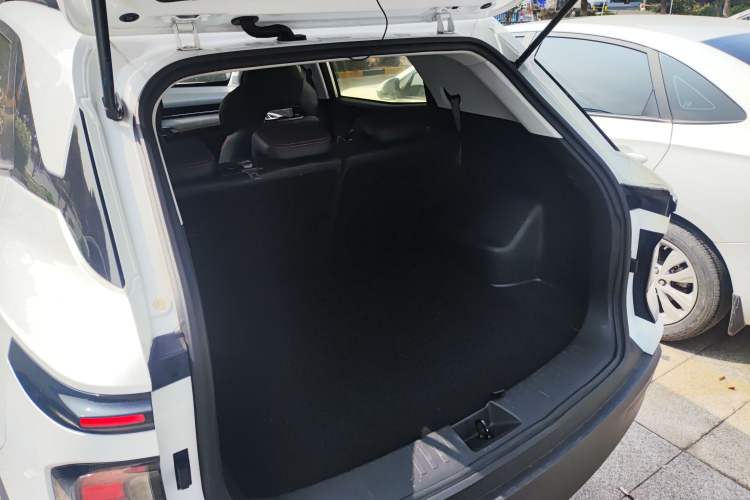Used Baojun RS-3 2020 1.5T CVT Smart Luxury Edition Trunk