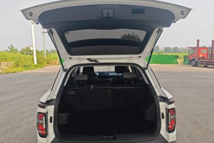 Used Baojun RS-3 2020 1.5L Manual Elite Version with 24-Hour Online Service Trunk