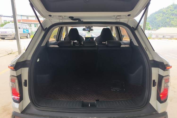 Used Baojun RS-3 2020 1.5L CVT 24-Hour Online Luxury Edition Trunk