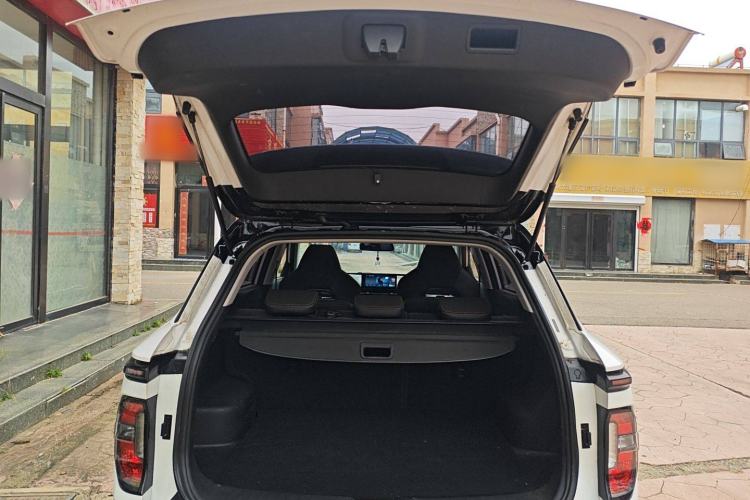 Used Baojun RS-3 2020 1.5L CVT 24-Hour Online Luxury Edition Trunk