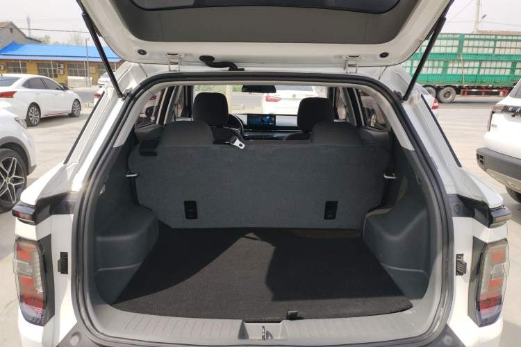Used Baojun RS-3 2020 1.5L Manual Smart Elite Edition Trunk