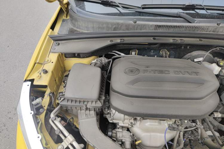 Used Baojun RS-3 2020 1.5L Manual 24-Hour Online Luxury Version Engine Bay Right