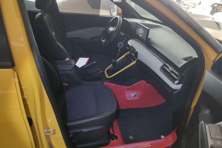 Used Baojun RS-3 2020 1.5L Manual Elite Version with 24-Hour Online Service Right Front Seat