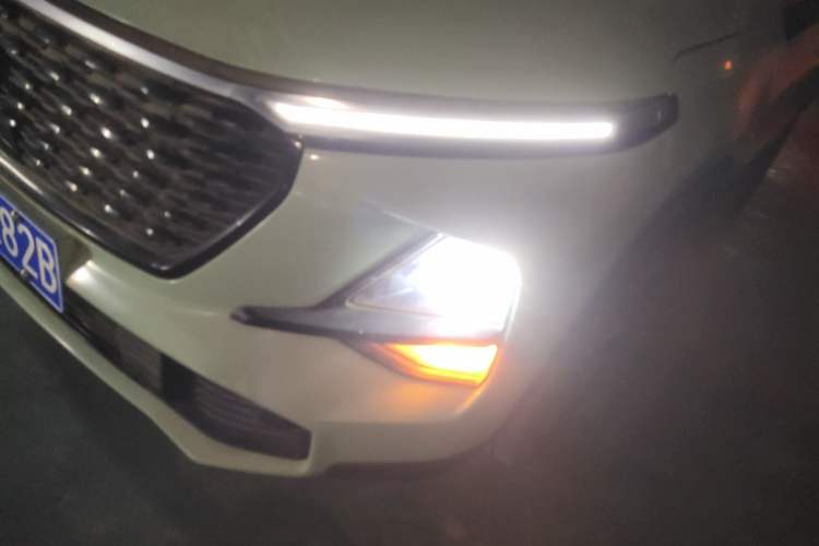 Used Baojun RS-3 2022 SOODA 1.5T CVT Master Edition Left Front Headlight