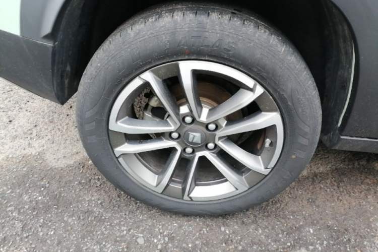 Used Baojun RS-3 2022 SOODA 1.5T CVT Master Edition Right Rear Wheel Hub