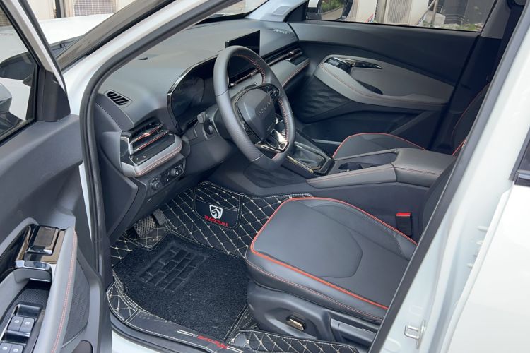 Used Baojun RS-3 2022 SOODA 1.5T CVT Master Edition Interior 2