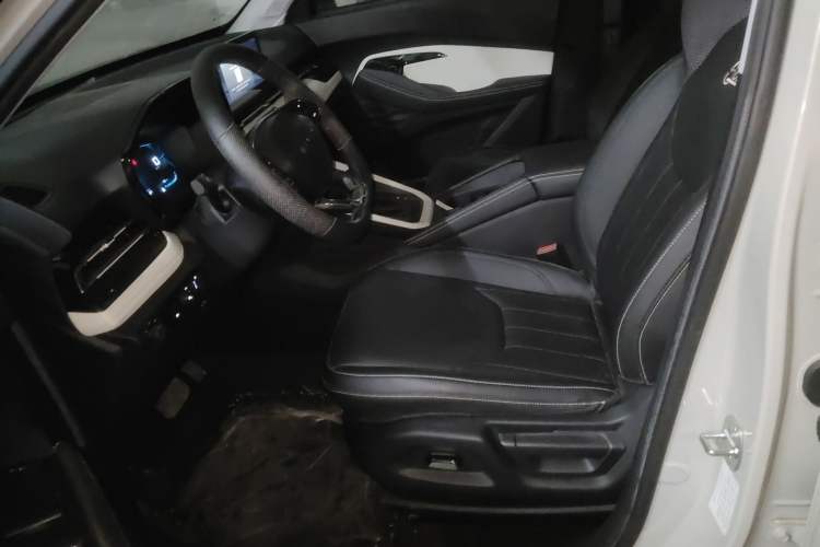 Used Baojun RS-3 2022 SOODA 1.5T CVT Master Edition Left Front Seat
