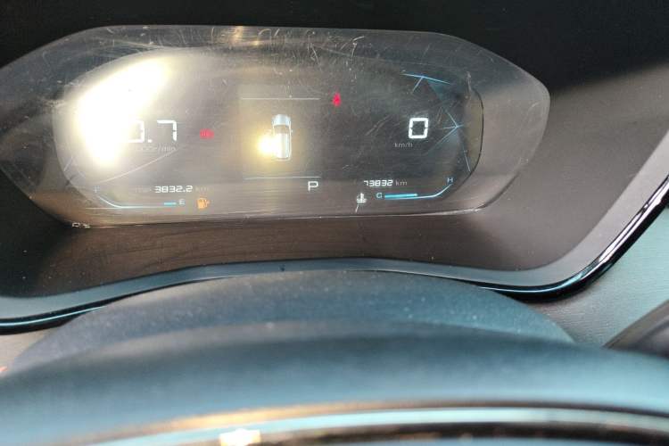 Used Baojun RS-3 2022 SOODA 1.5T CVT Master Edition Odometer Close Up