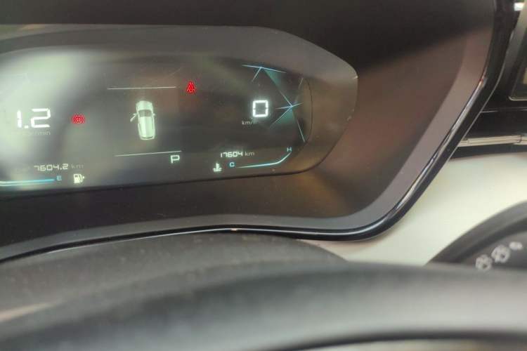 Used Baojun RS-3 2022 SOODA 1.5T CVT Master Edition Odometer Close Up