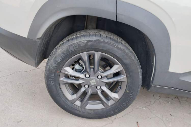 Used Baojun RS-3 2022 SOODA 1.5L CVT Pioneer Edition Right Rear Wheel Hub