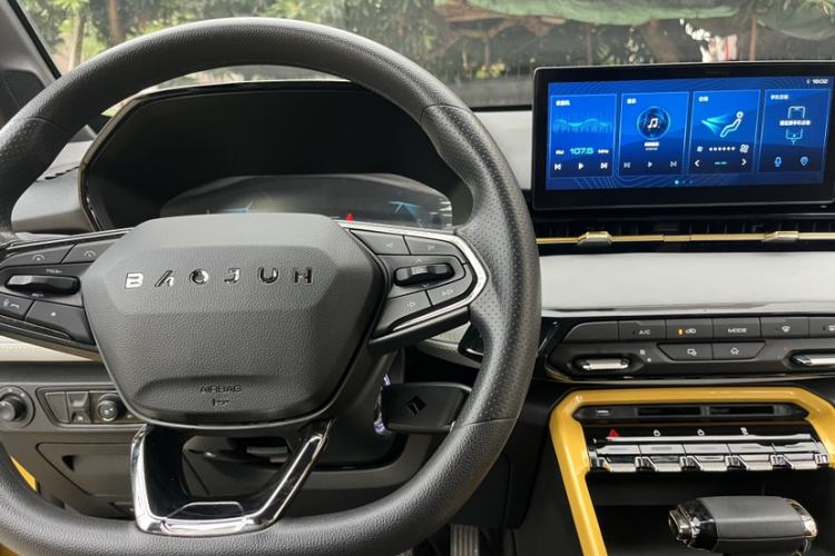 Used Baojun RS-3 2022 SOODA 1.5L CVT Pioneer Edition Audio And AC Panel
