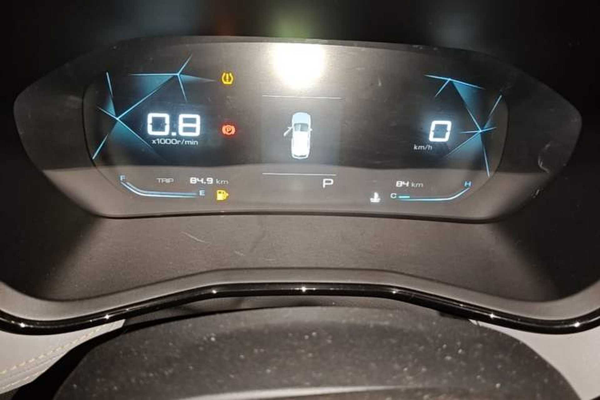 Used Baojun RS-3 2022 SOODA 1.5T CVT Master Edition Odometer Close Up