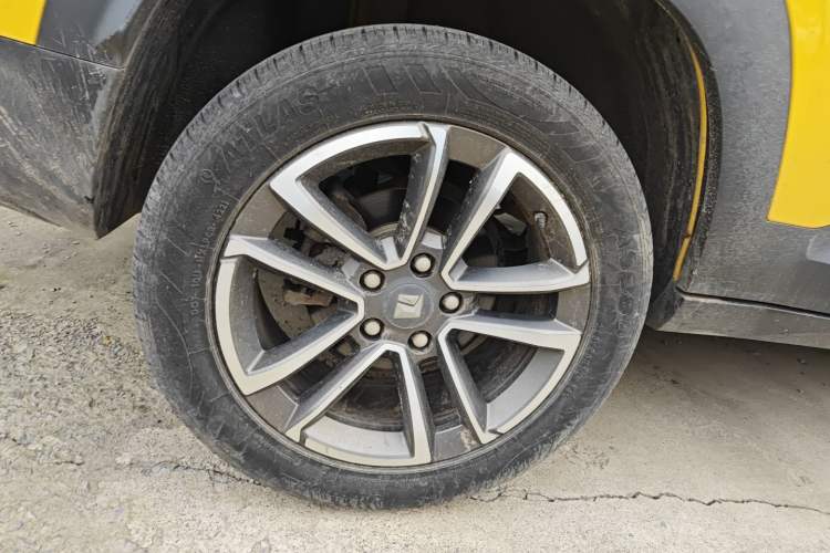 Used Baojun RS-3 2022 SOODA 1.5T CVT Master Edition Right Rear Wheel Hub