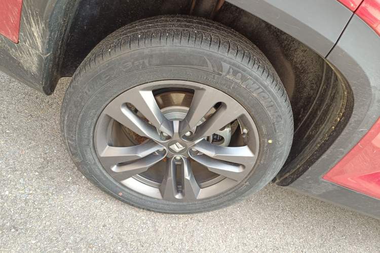 Used Baojun RS-5 2020 300T CVT Smart Flagship Edition Right Rear Wheel Hub