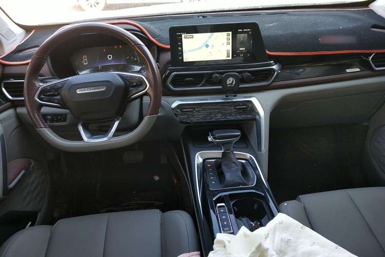Used Baojun RS-5 2019 1.5T CVT Intelligent Driving Flagship Edition China V Emission Standard Center Console