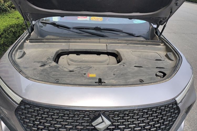 Used Baojun RS-5 2019 1.5T CVT Intelligent Driving Prestige Edition China VI Emission Standard Engine Bay