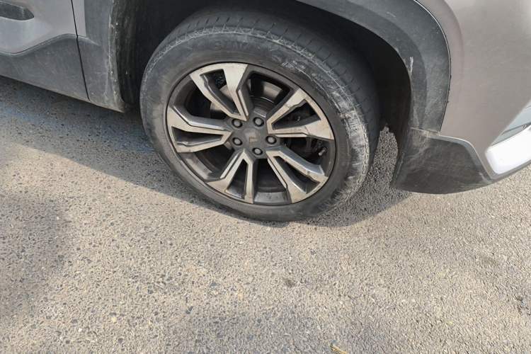 Used Baojun RS-5 2019 1.5T CVT Intelligent Driving Prestige Edition China VI Emission Standard Right Front Wheel Hub