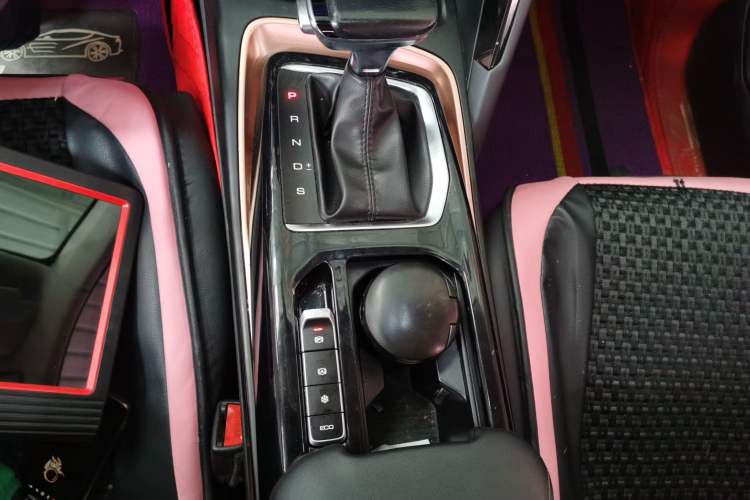 Used Baojun RS-5 2019 1.5T CVT Intelligent Driving Luxury Edition China V Gear Lever