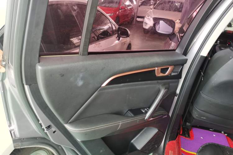Used Baojun RS-5 2019 1.5T CVT Intelligent Driving Luxury Edition China V Left Rear Door Interior
