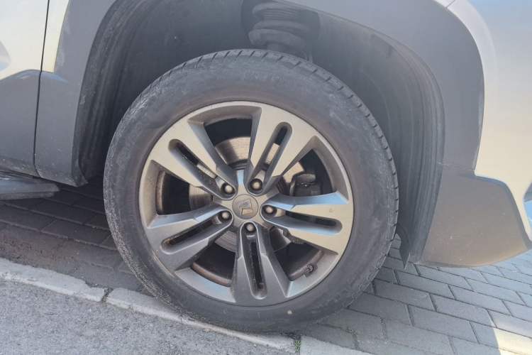 Used Baojun RS-5 2019 1.5T CVT Intelligent Drive Luxury Edition China VI Right Front Wheel Hub