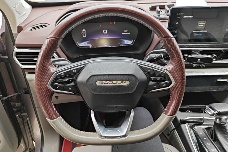 Used Baojun RS-5 2019 1.5T CVT Intelligent Driving Flagship Edition China V Emission Standard Steering Wheel