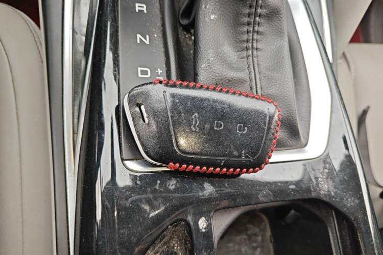 Used Baojun RS-5 2019 1.5T CVT Intelligent Driving Flagship Edition China V Emission Standard Vehicle Key