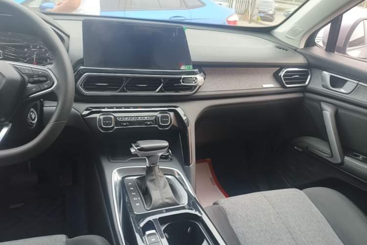 Used Baojun RS-5 2019 1.5T CVT Super Connected Trendy Edition China VI Audio And AC Panel
