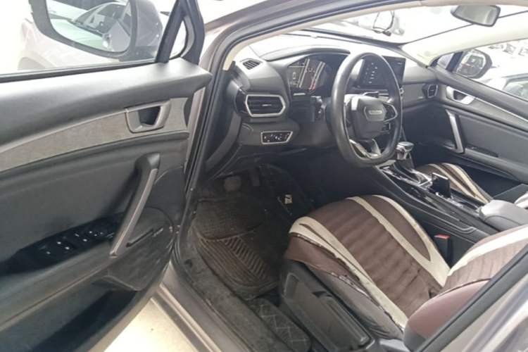 Used Baojun RS-5 2019 1.5T CVT Super-Connected Trendy Edition China V Standard Driver Seat