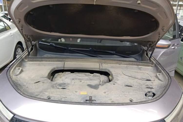Used Baojun RS-5 2019 1.5T CVT Super-Connected Trendy Edition China V Standard Engine Bay