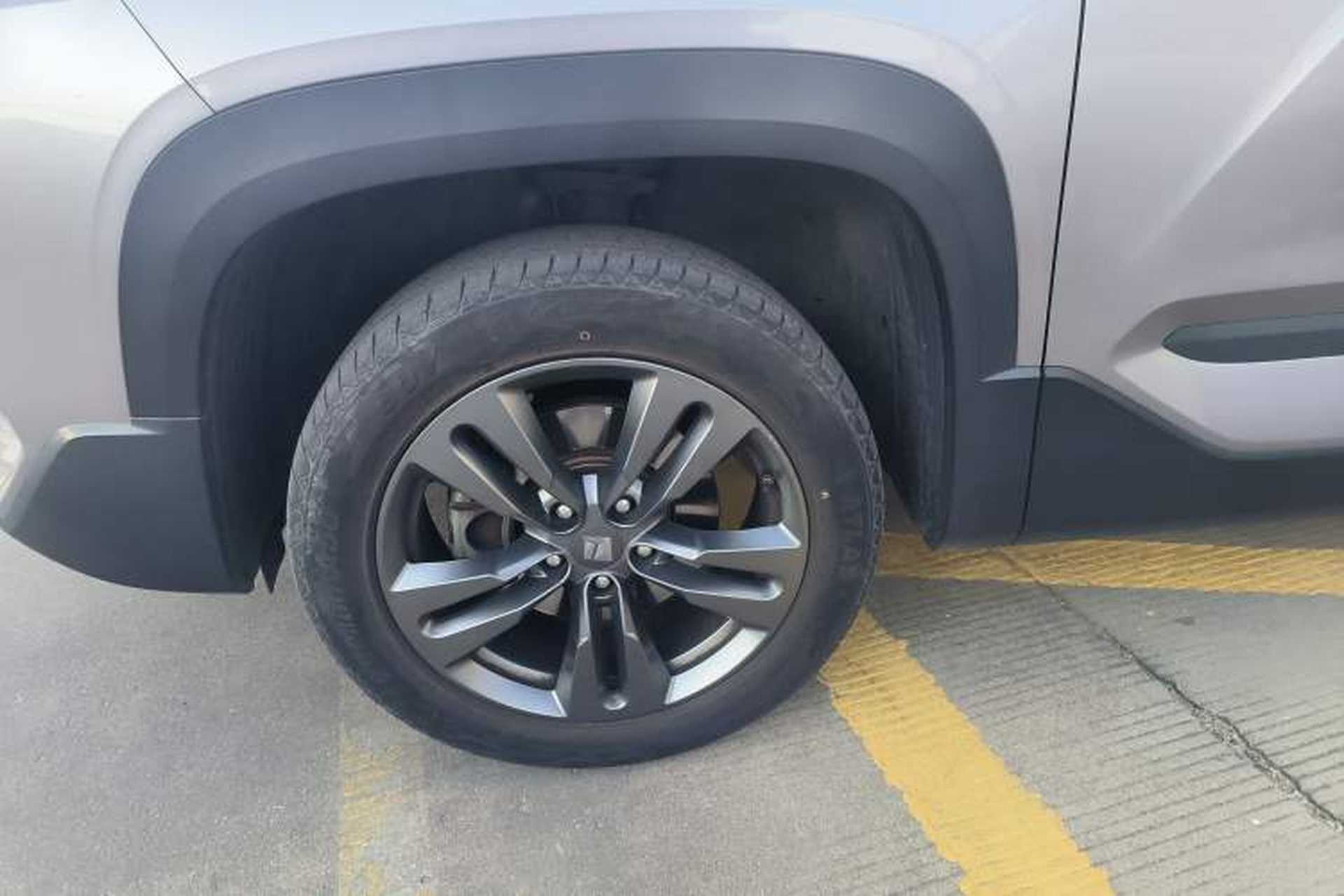Used Baojun RS-5 2019 1.5T Manual Super Connected Luxury Edition China VI Exterior 7