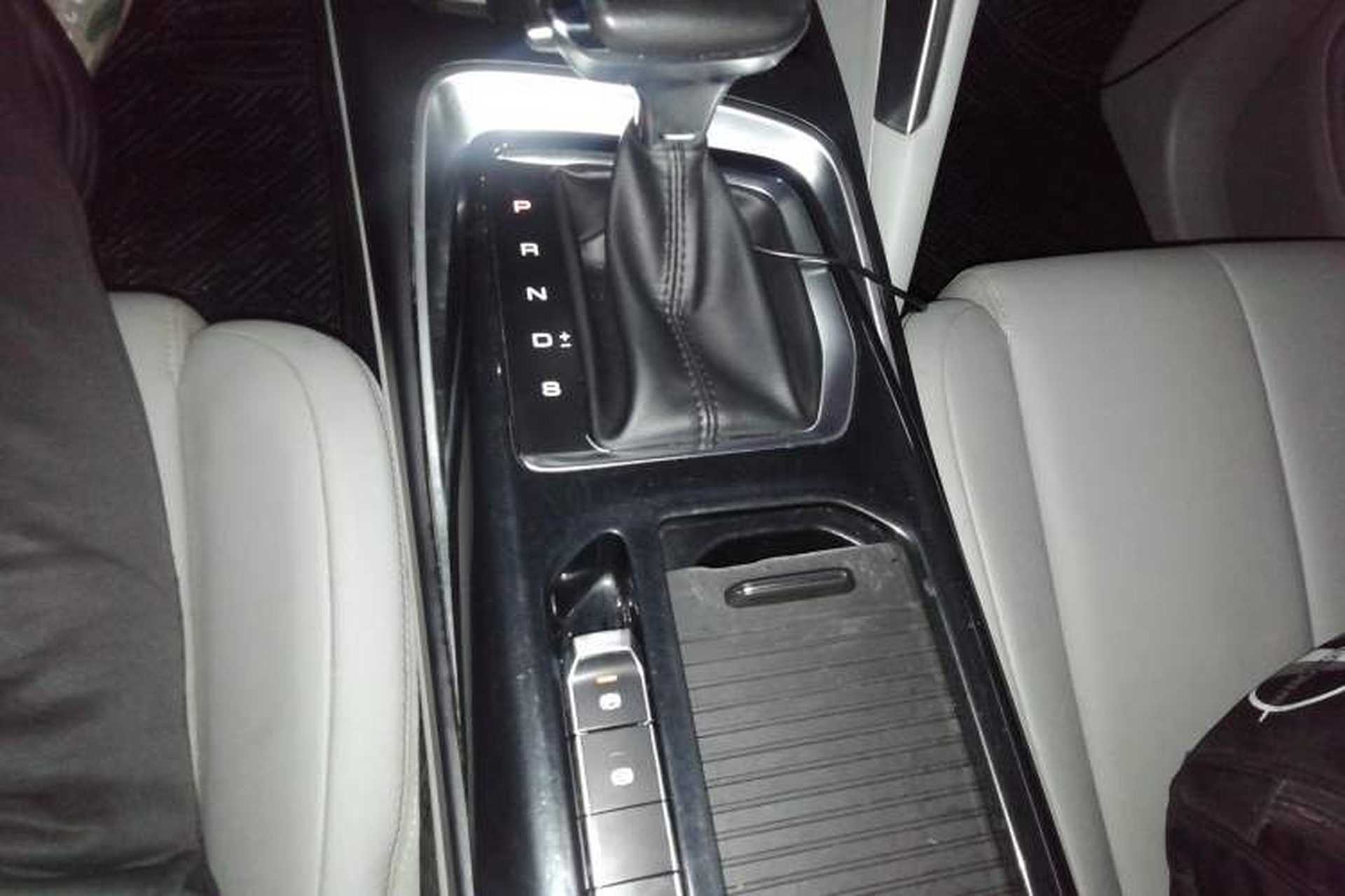 Used Baojun RS-5 2019 1.5T CVT Intelligent Driving Flagship Version China VI Emission Standard Gear Lever