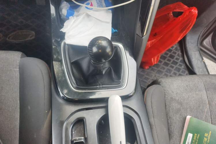 Used Baojun RS-5 2019 1.5T Manual Super Connectivity Version China VI Gear Lever