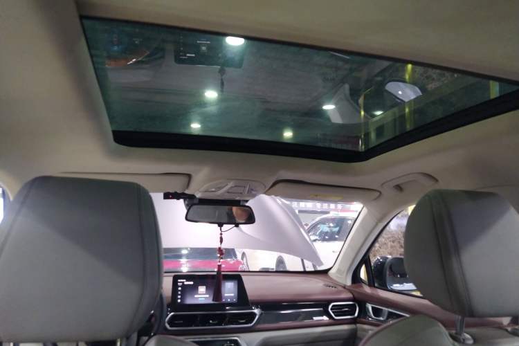 Used Baojun RS-5 2019 1.5T CVT Intelligent Driving Flagship Edition China V Emission Standard Headliner