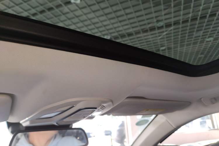 Used Baojun RS-5 2019 1.5T CVT Intelligent Driving Prestige Edition China VI Emission Standard Headliner