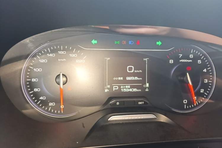 Used Baojun RS-5 2019 1.5T CVT Super-Connected Trendy Edition China V Standard Instrument Cluster