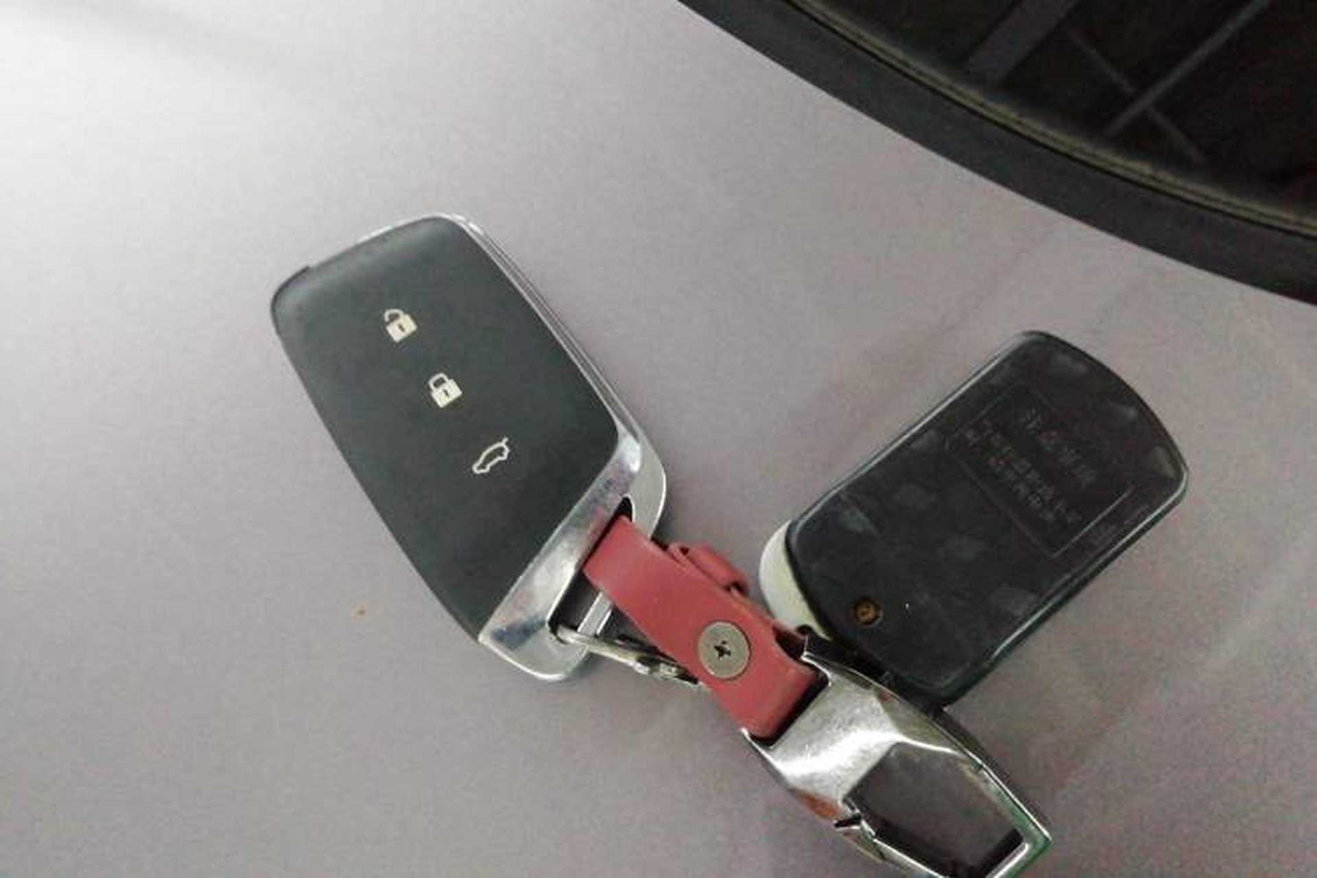Used Baojun RS-5 2019 1.5T CVT Intelligent Driving Flagship Version China VI Emission Standard Interior 1