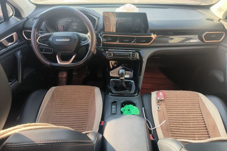 Used Baojun RS-5 2019 1.5T Manual Super Connected Luxury Edition China VI Interior 2