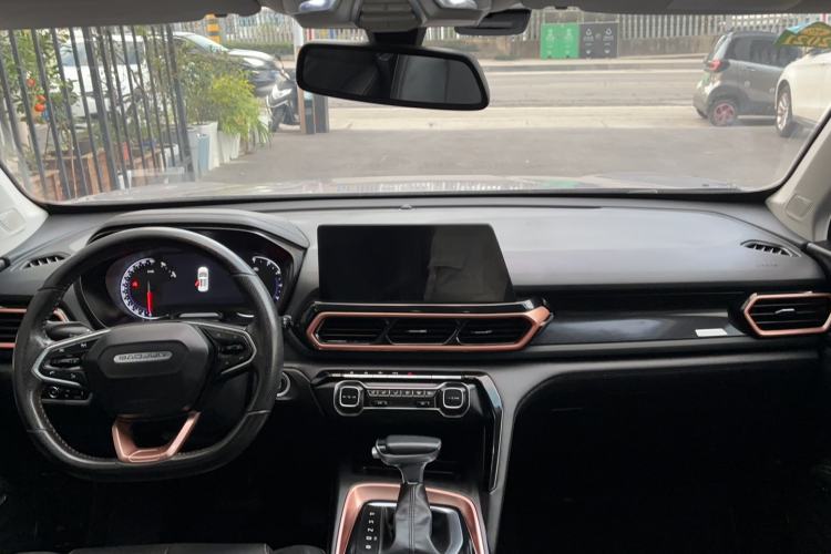 Used Baojun RS-5 2019 1.5T CVT Intelligent Drive Luxury Edition China VI Interior 3