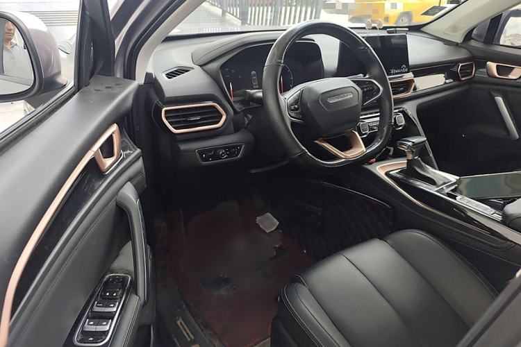 Used Baojun RS-5 2019 1.5T CVT Intelligent Drive Luxury Edition China VI Interior 3