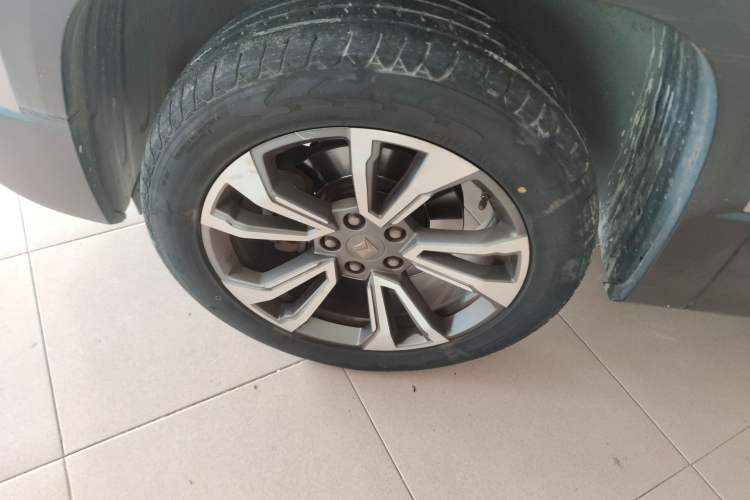 Used Baojun RS-5 2019 1.5T CVT Intelligent Driving Prestige Edition China VI Emission Standard Left Front Wheel Hub