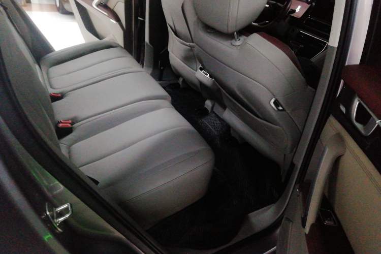 Used Baojun RS-5 2019 1.5T CVT Intelligent Driving Flagship Version China VI Emission Standard Left Rear Seat