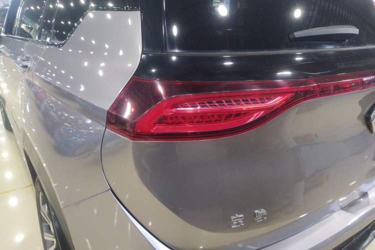 Used Baojun RS-5 2019 1.5T CVT Intelligent Driving Flagship Edition China V Emission Standard Left Rear Taillight