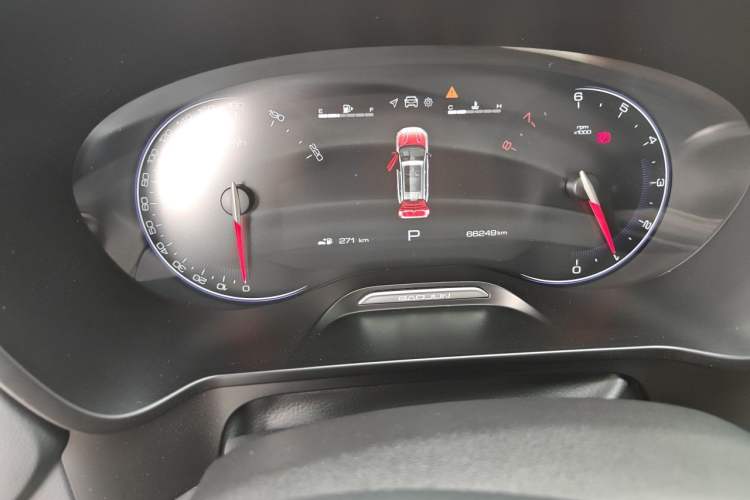 Used Baojun RS-5 2019 1.5T CVT Intelligent Drive Luxury Edition China VI Odometer Close Up