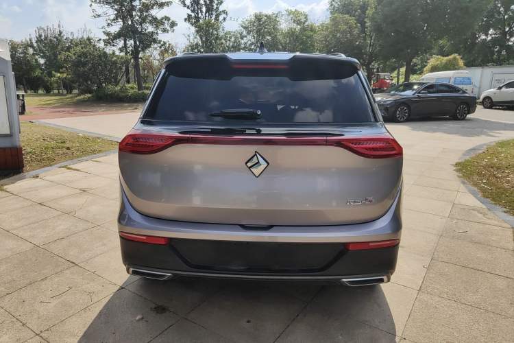 Used Baojun RS-5 2019 1.5T CVT Intelligent Driving Flagship Version China VI Emission Standard Rear