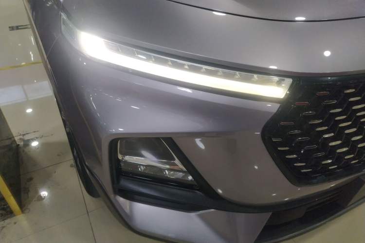 Used Baojun RS-5 2019 1.5T CVT Intelligent Driving Flagship Edition China V Emission Standard Right Front Headlight