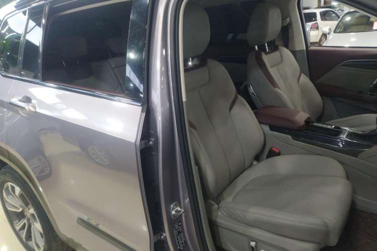 Used Baojun RS-5 2019 1.5T CVT Intelligent Driving Flagship Edition China V Emission Standard Right Front Seat
