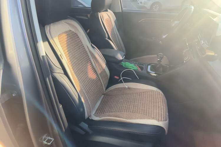 Used Baojun RS-5 2019 1.5T Manual Super Connected Luxury Edition China VI Right Front Seat