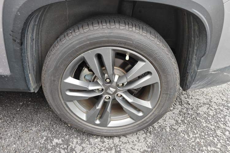 Used Baojun RS-5 2019 1.5T CVT Intelligent Drive Luxury Edition China VI Right Front Wheel Hub